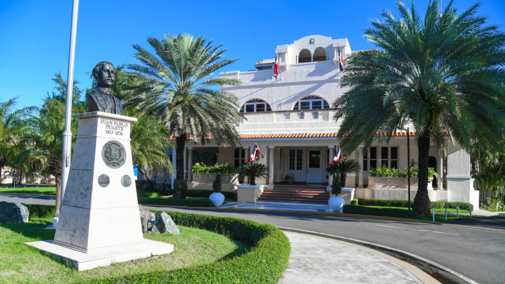 mirex-recomienda-a-dominicanos-evitar-viajes-no-esenciales-a-jalisco,-mexico