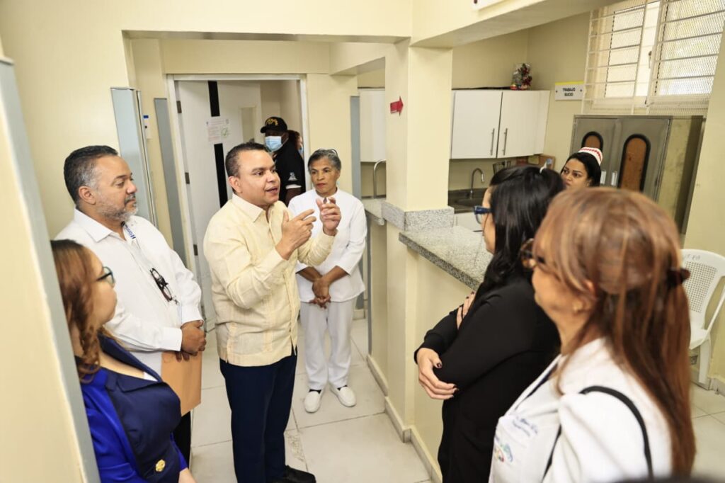 sns-garantiza-insumos-para-dialisis-y-nutricion-a-mas-de-800-pacientes