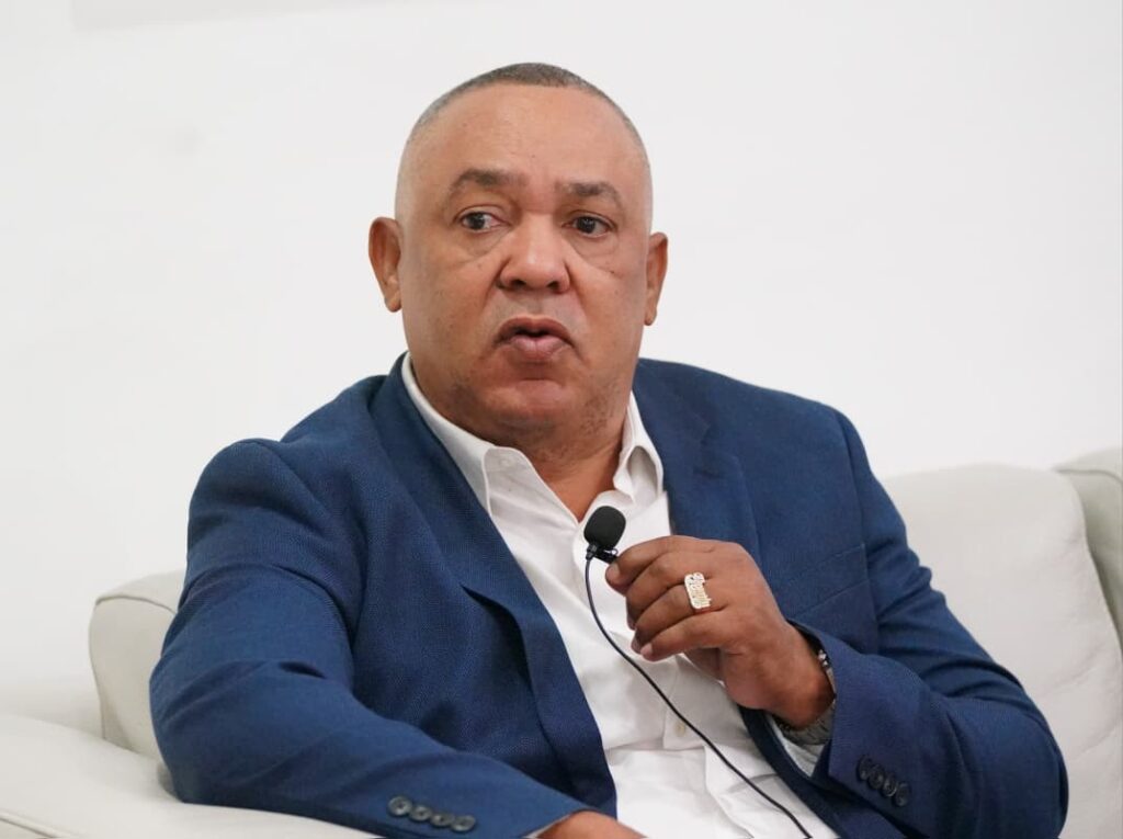 federacion-dominicana-de-beisbol-lanza-la-liga-nacional-juvenil-doble-a-con-ocho-franquicias