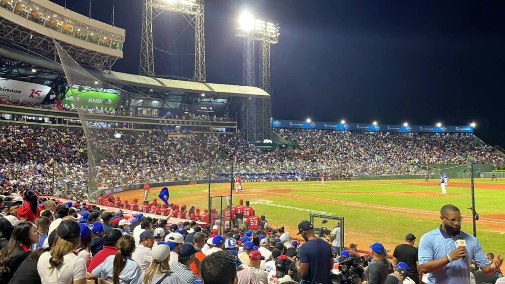 el-estadio-quisqueya-se-alista-para-recibir-a-detroit-y-la-seleccion-dominicana