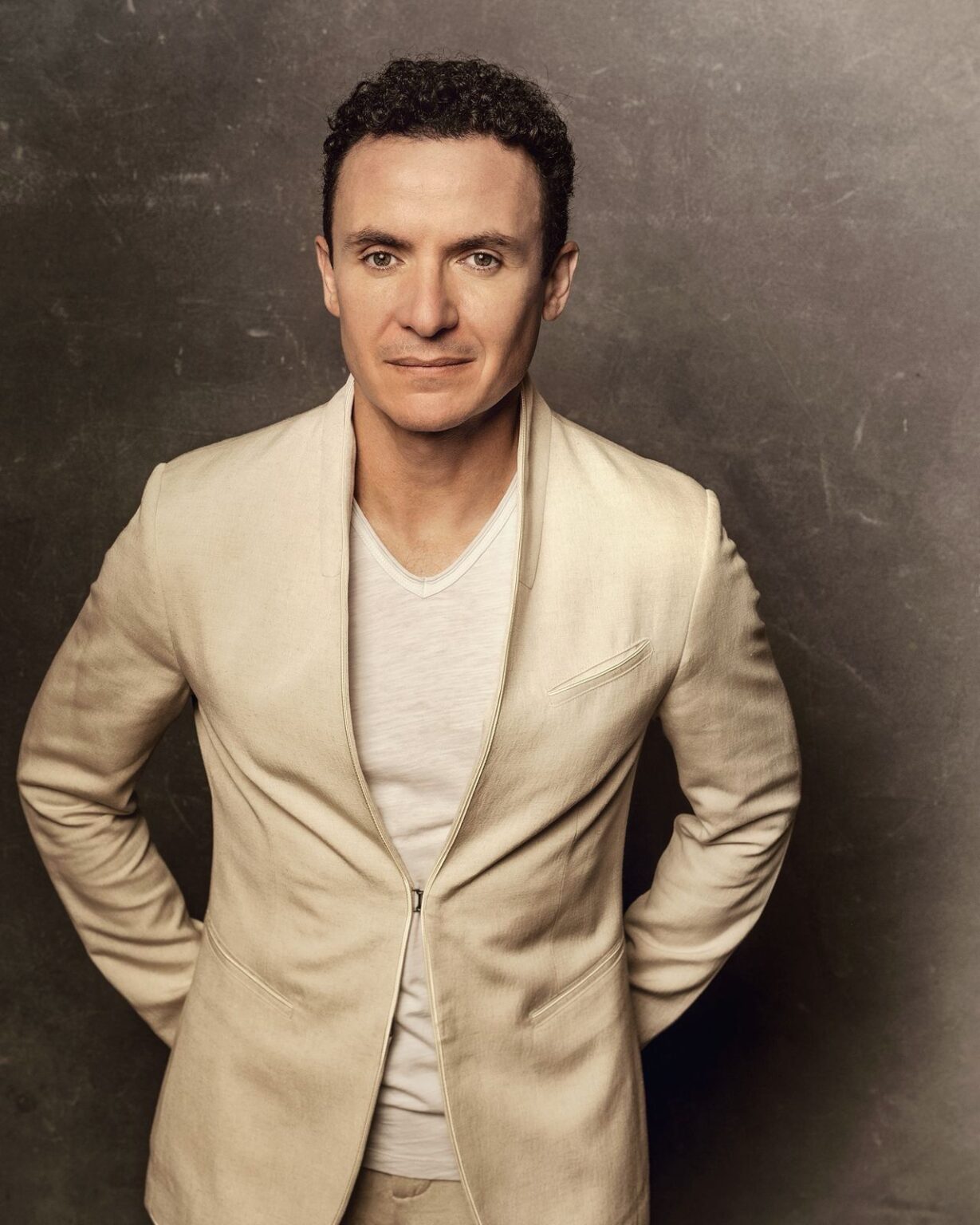 fonseca-se-suma-a-cartelera-artistica-de-los-premios-soberano-2026