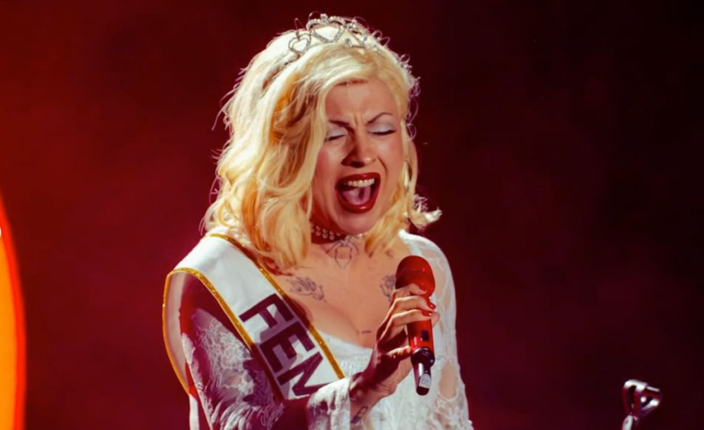 mon-laferte-y-cultura-profetica-desataron-la-euforia-en-isle-of-light-2026