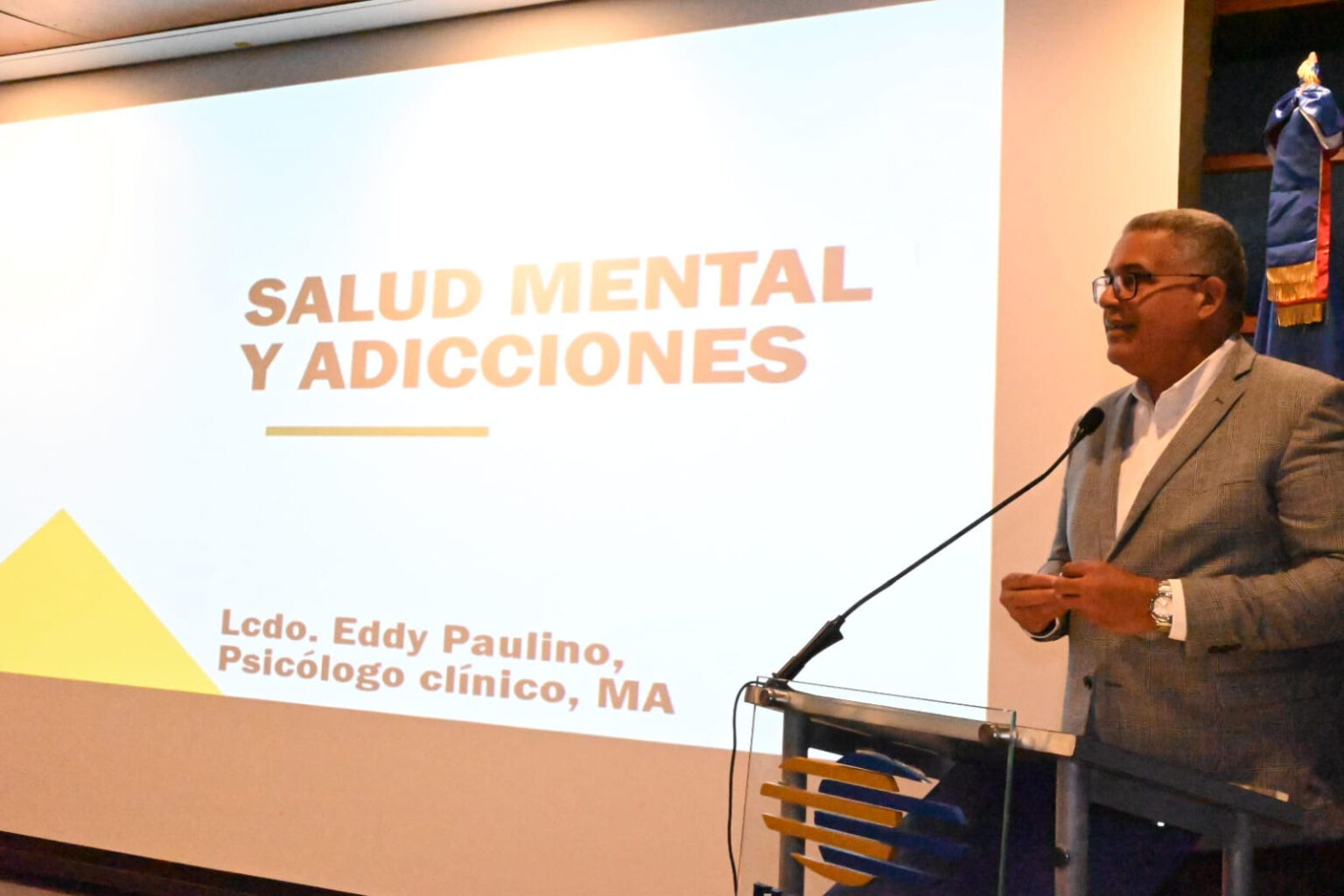 analizan-en-funglode el-estado-de-la-salud-mental-en-la-rd