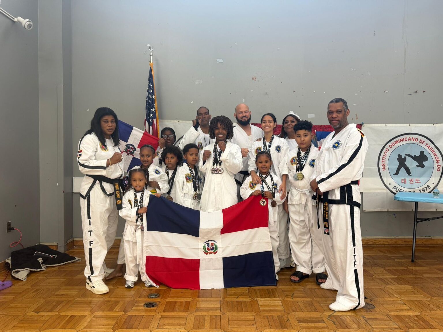 taekwondo-dominicano-se-impone-en-eeuu.-con-47-medallas