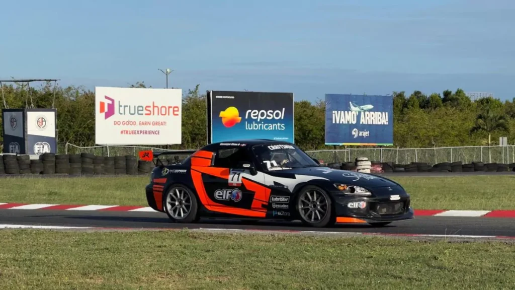 giuseppe-rivas-domina-en-el-gran-premio-yokohama-en-las-americas