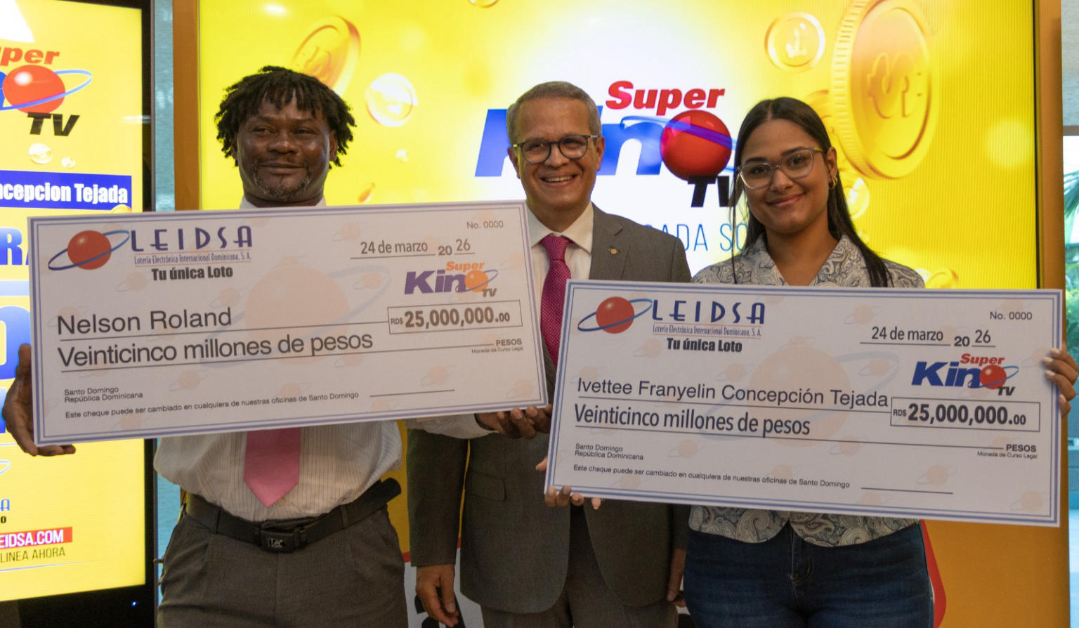 leidsa-entrega-50-millones-a-dos-ganadores-del-super-kino-tv