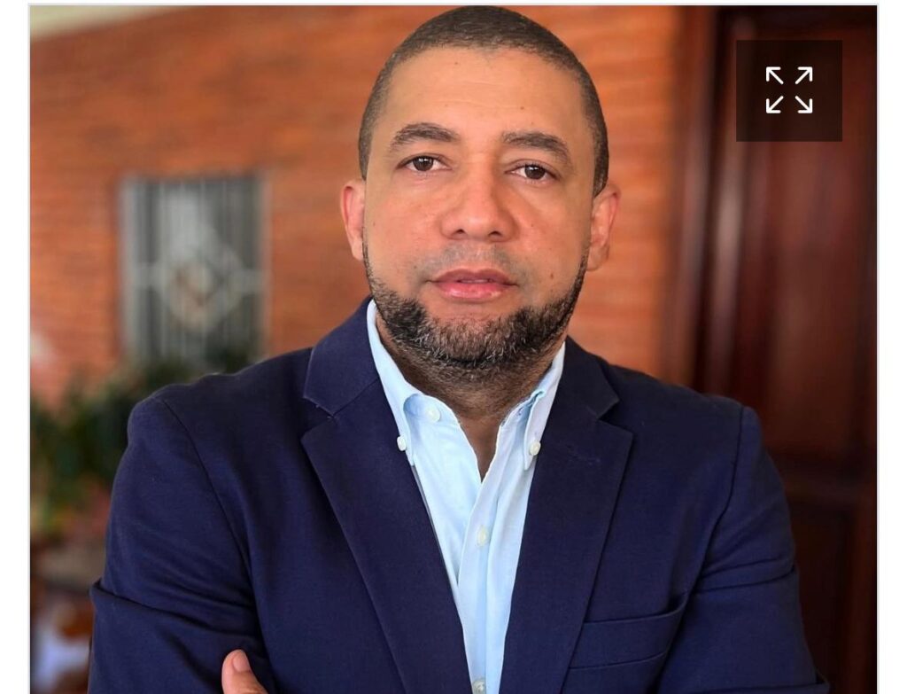 imponen-fianza-de-un-millon-a-comunicador-por-difamacion