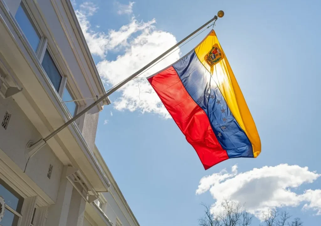 venezuela-anuncia-haber-retomado-sus-sedes-diplomaticas-en-eeuu.
