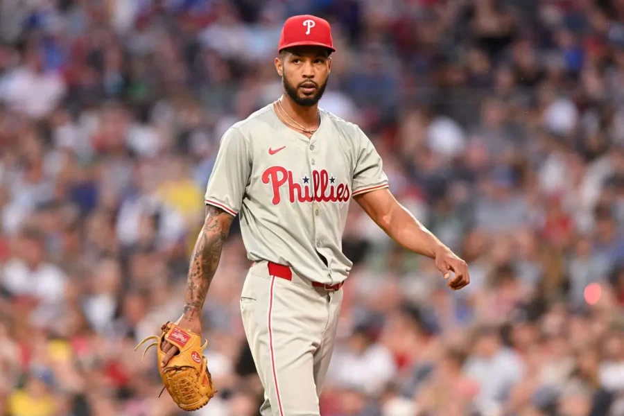 Por segundo año seguido el lanzador zurdo dominicano Cristopher Sánchez llegó a los 200 ponches en una temporada de Grandes Ligas