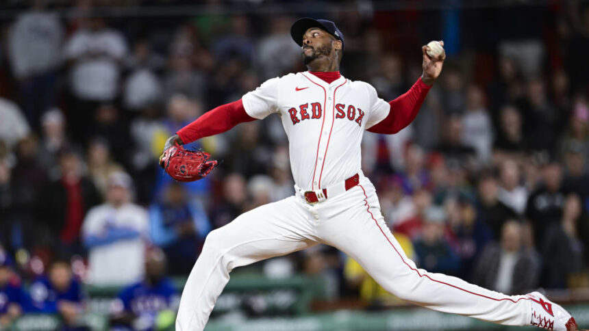 ¡A puro fuego! Aroldis Chapman hace historia con 400 salvamentos