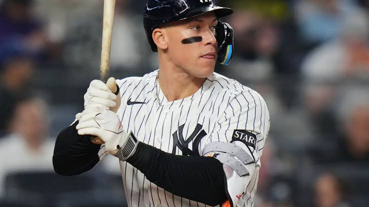 Aaron Judge regresa sin hits y Yankees aseguran otra temporada con récord positivo