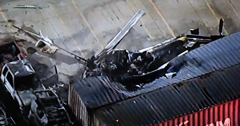 Al menos 3 muertos tras estrellarse un helicóptero de NBC que cubría un accidente en Los Ángeles