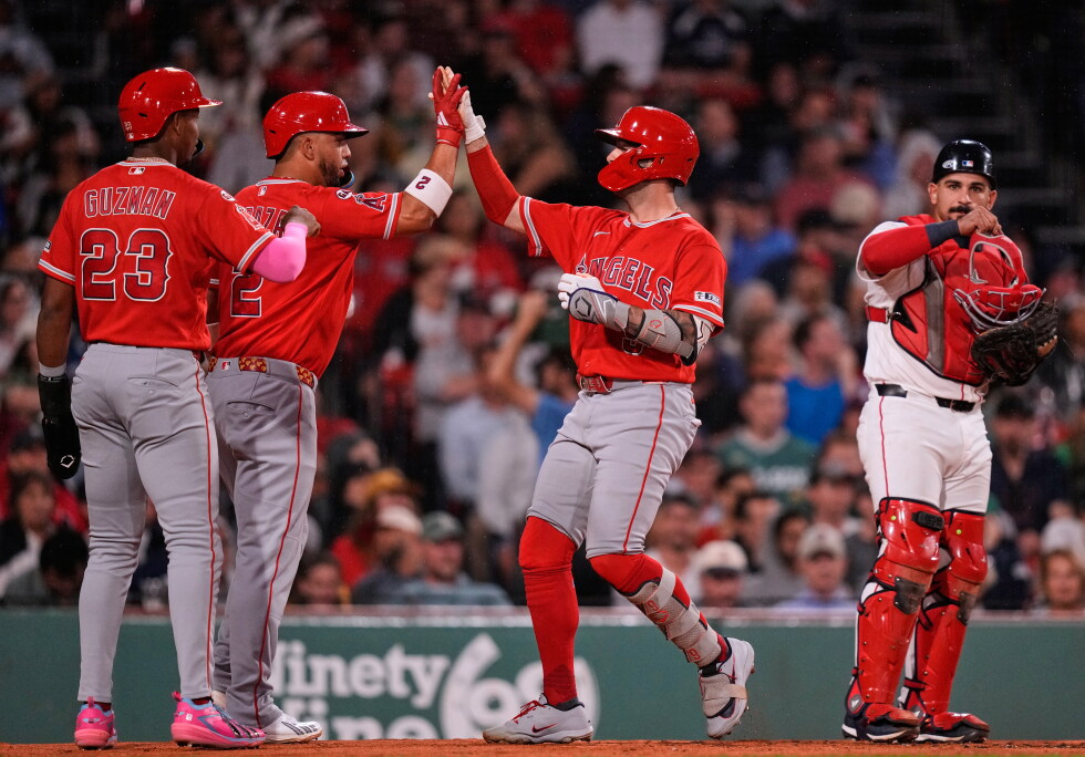 Angelinos vencen a Boston con jonrones de Zach Neto, José Siri y Denzer Guzmán