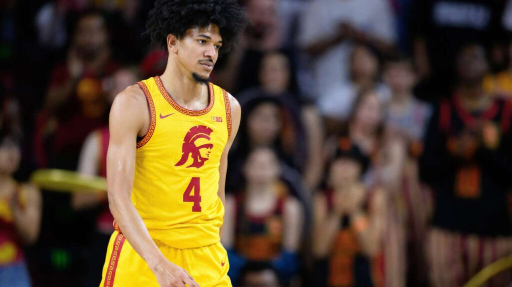 El canastero dominicano Chad Baker Mazara presentó una demanda contra el entrenador de baloncesto de la universidad del Sur de California,Eric Musselman