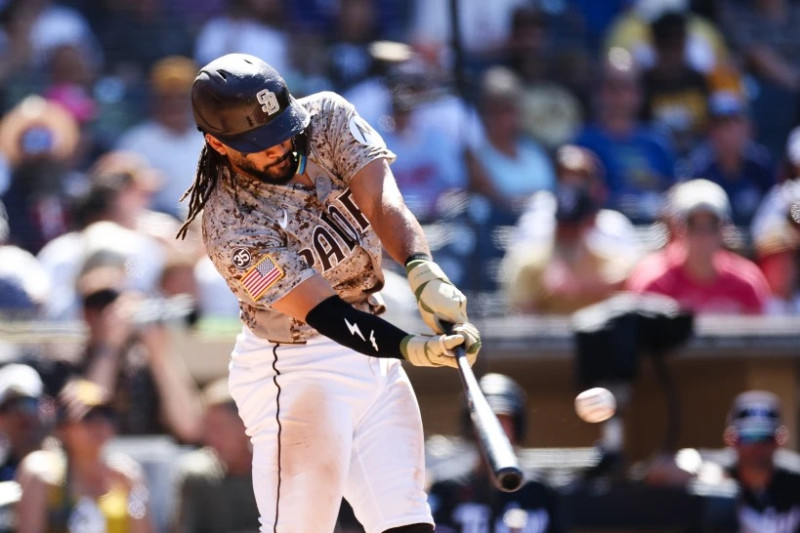 Fernando Tatis Jr. conecta dos jonrones y llega a 19