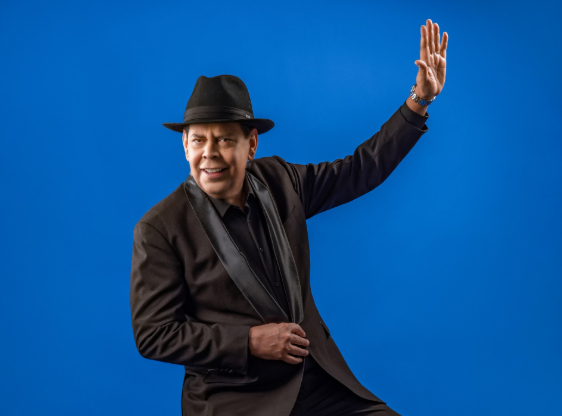 Fernando Villalona cerrará octubre con concierto en Lungomare