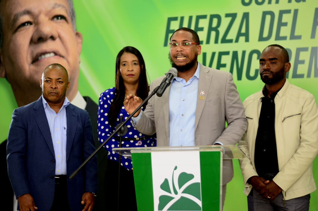 Fuerza del Pueblo cuestiona resultados del programa social “MOTOBEN” y exige auditoría sobre recursos destinados a motoconchistas