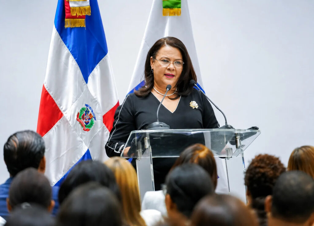 INFOTEP certifica a 262 colaboradores de la Cámara de Diputados tras completar programa de formación