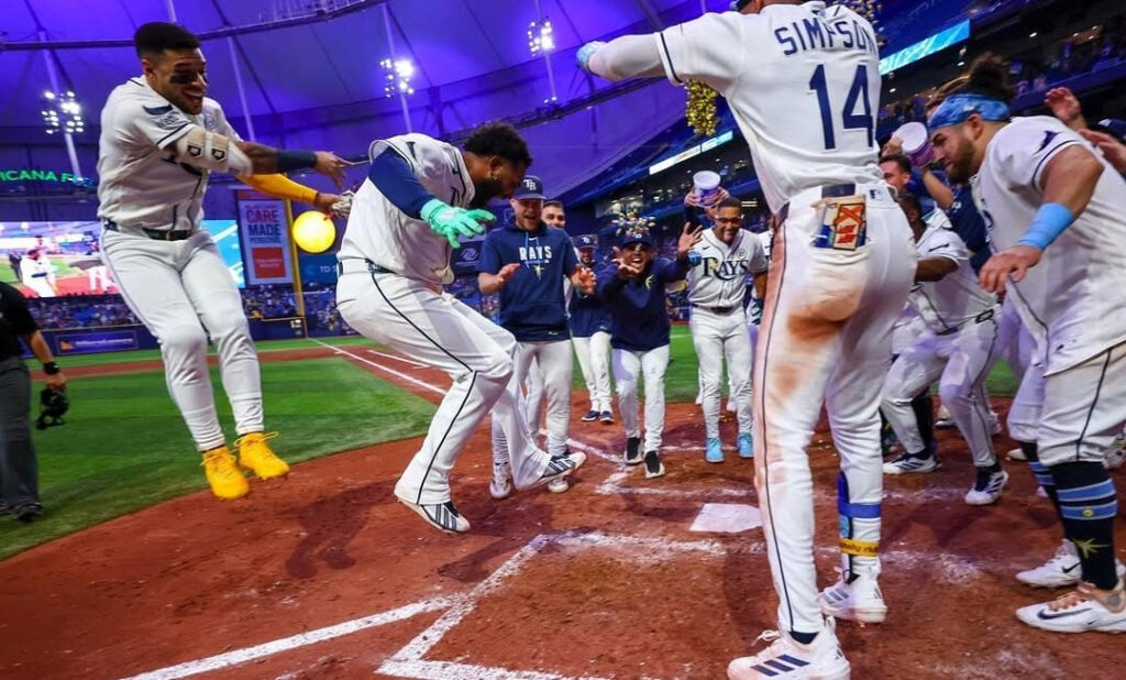 Junior Caminero vuelve a decidir con jonrón de oro para los Rays