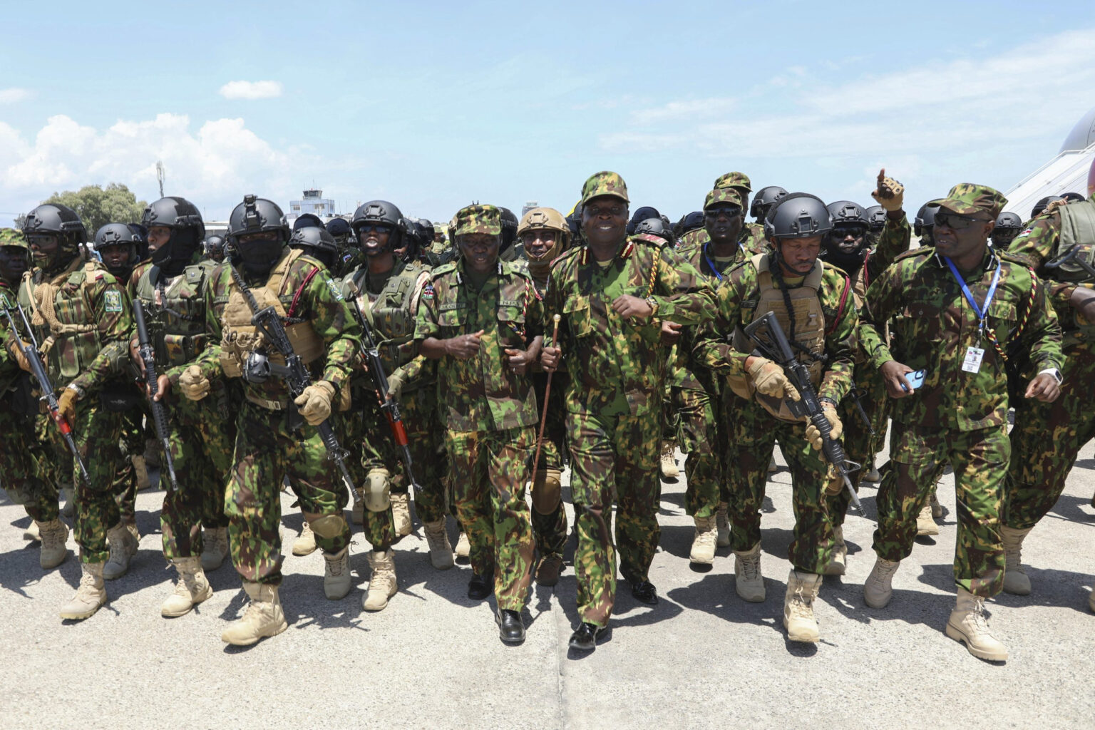 La ONU renueva seis meses el mandato de la fuerza contra las pandillas en Haití