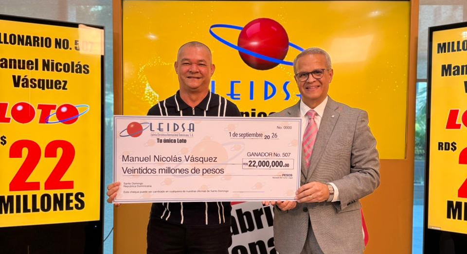 LEIDSA entrega RD$22 MM a camarero ganador del Loto