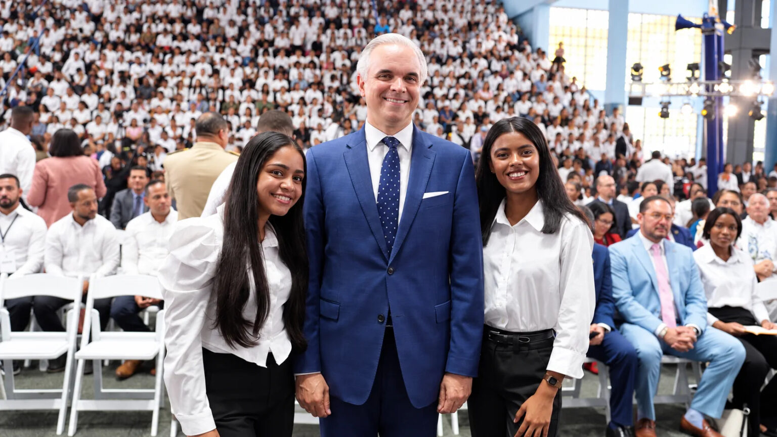 Luis Miguel De Camps destaca nuevas oportunidades para que estudiantes continúen su formación tras concluir el bachillerato