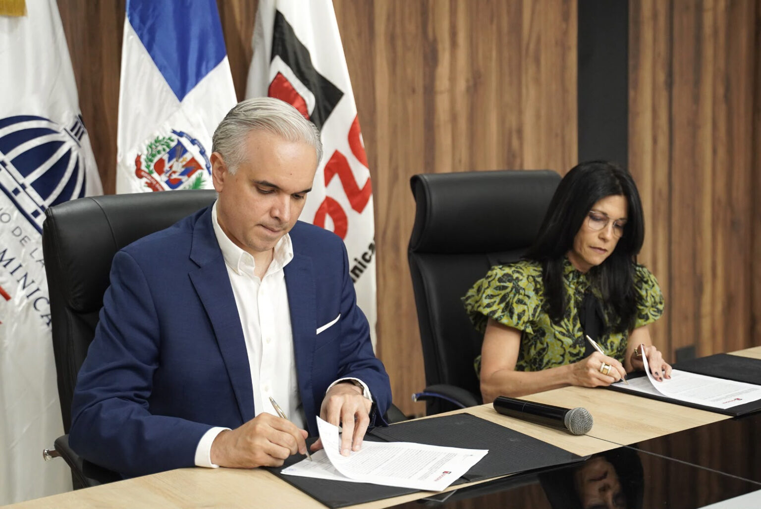 MINERD y ADOZONA acuerdan vinculación entre la educación técnico-profesional y las zonas francas