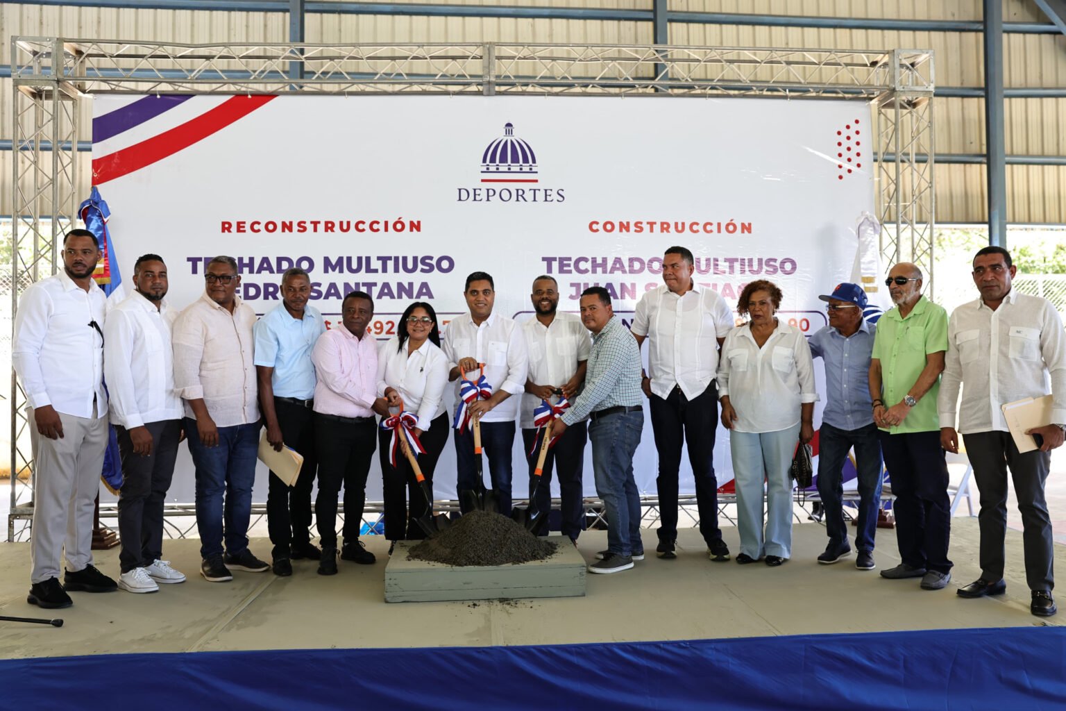 Ministro Kelvin Cruz inicia construcción de siete multiusos en la Región Sur con inversión de 200 millones de pesos