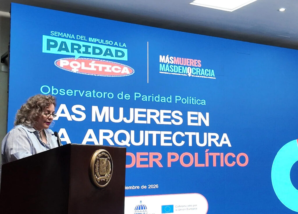 Mujeres son el 49.5 % del funcionariado público, pero solo dirigen el 8.7 % de los ministerios