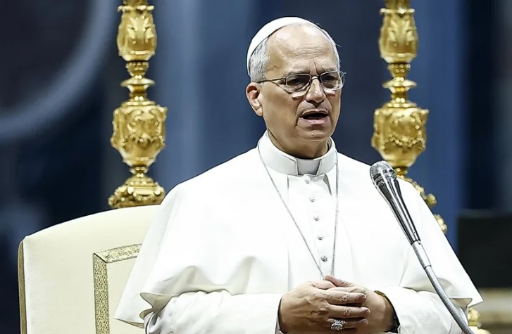 Papa León XIV elimina recortes salariales a cardenales