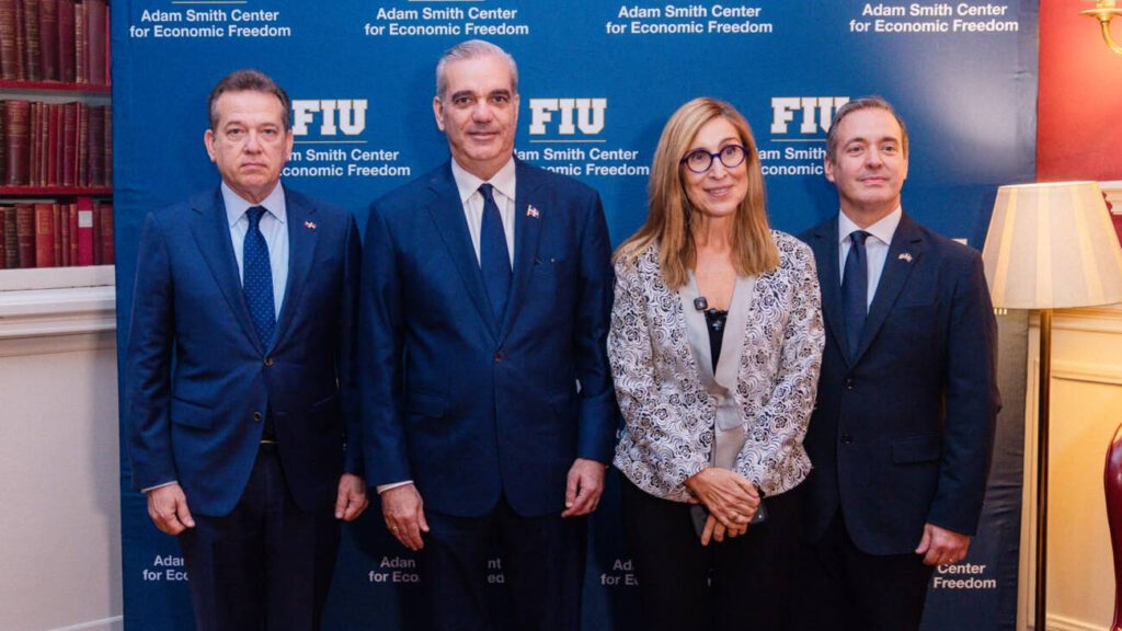 Presidente Abinader presenta RD ante empresarios internacionales destino competitivo para nuevas inversiones