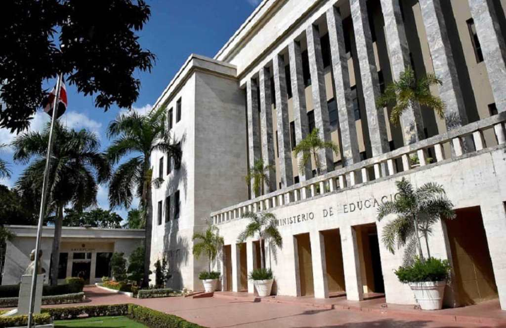 República Dominicana mejora en Ciencias y registra avances educativos, según PISA y UNESCO