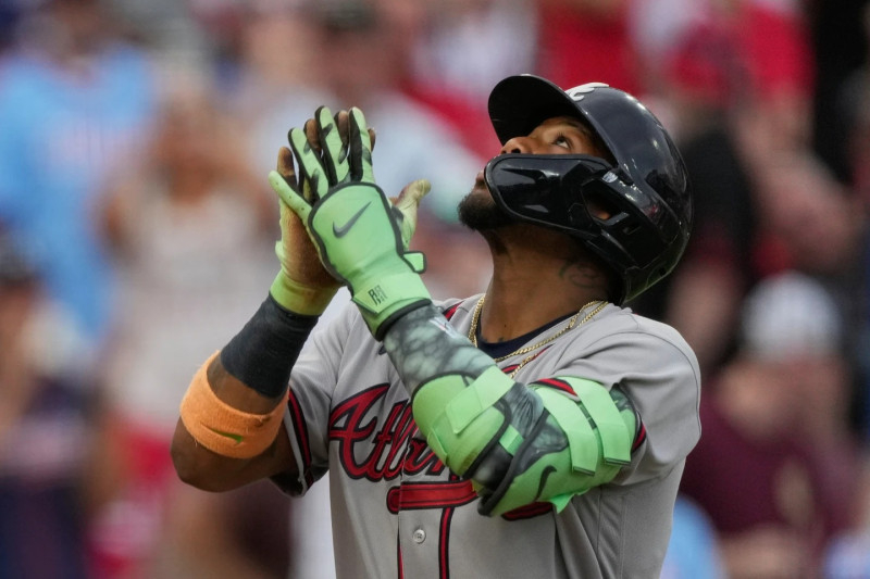 Ronald Acuña Jr.,se convirtió en el jugador más rápido en la historia de Grandes Ligas en alcanzar 200 jonrones y 200 bases robadas