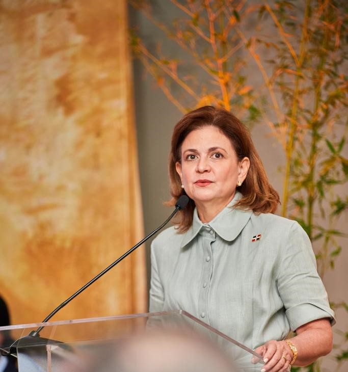 Sector externo del PRM pide dos días a la semana para proyectar a Raquel Peña