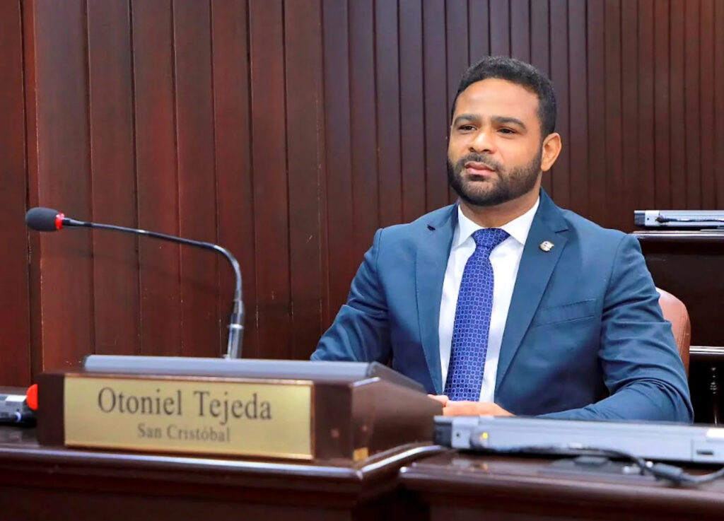 Cámara de Diputados aprueba iniciativa de Otoniel Tejeda para extender el Metro hacia San Cristóbal