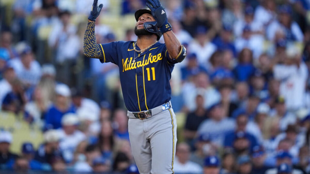 Los Cerveceros de Milwaukee buscarán este martes ganar su primera Serie Mundial en toda su historia