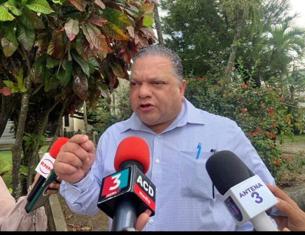 Mario Díaz denuncia inercia de (ProConsumidor) ante especulación con los precios de la canasta básica familiar
