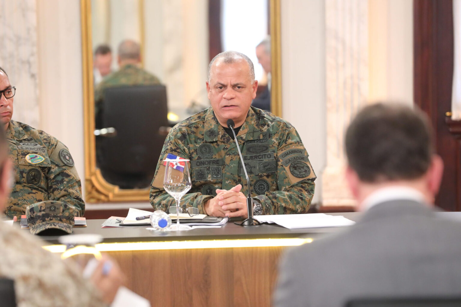 Ministro de Defensa destaca fortalecimiento militar sin precedentes y asegura que la frontera vive su etapa más segura