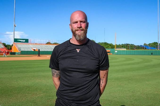Toros del Este fortalecen su rotación con la contratación del zurdo canadiense Evan Grills