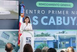 Vicepresidenta Peña y director del SNS entregan remozado Centro de 1er Nivel Las Cabuyas en La Vega